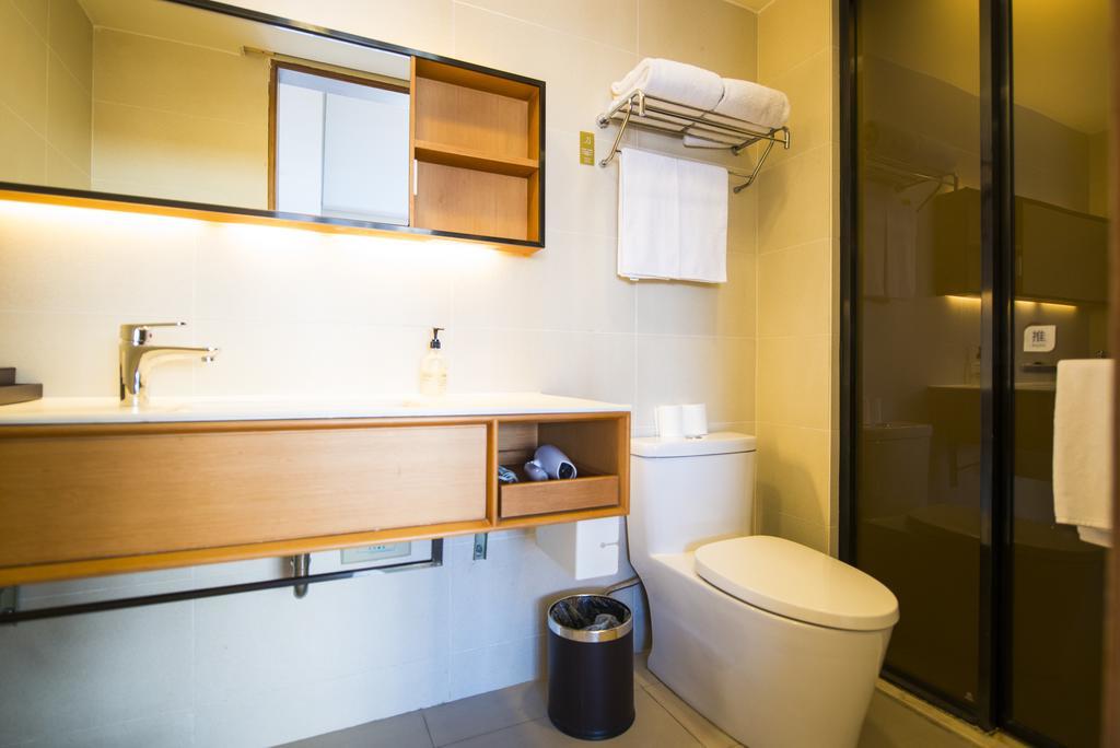 Ji Hotel Chengdu West Hi-Tech Zone Longhu Bilik gambar