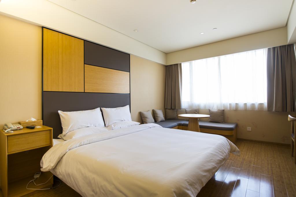 Ji Hotel Chengdu West Hi-Tech Zone Longhu Bilik gambar